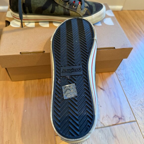 Desigual Camo Heart High-Top Sneakers – Women’s Size 6 - Picture 5 of 7